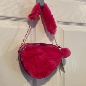 BNWT Rainbow Sugar Children's Fluffy Heart Shoulder Bag